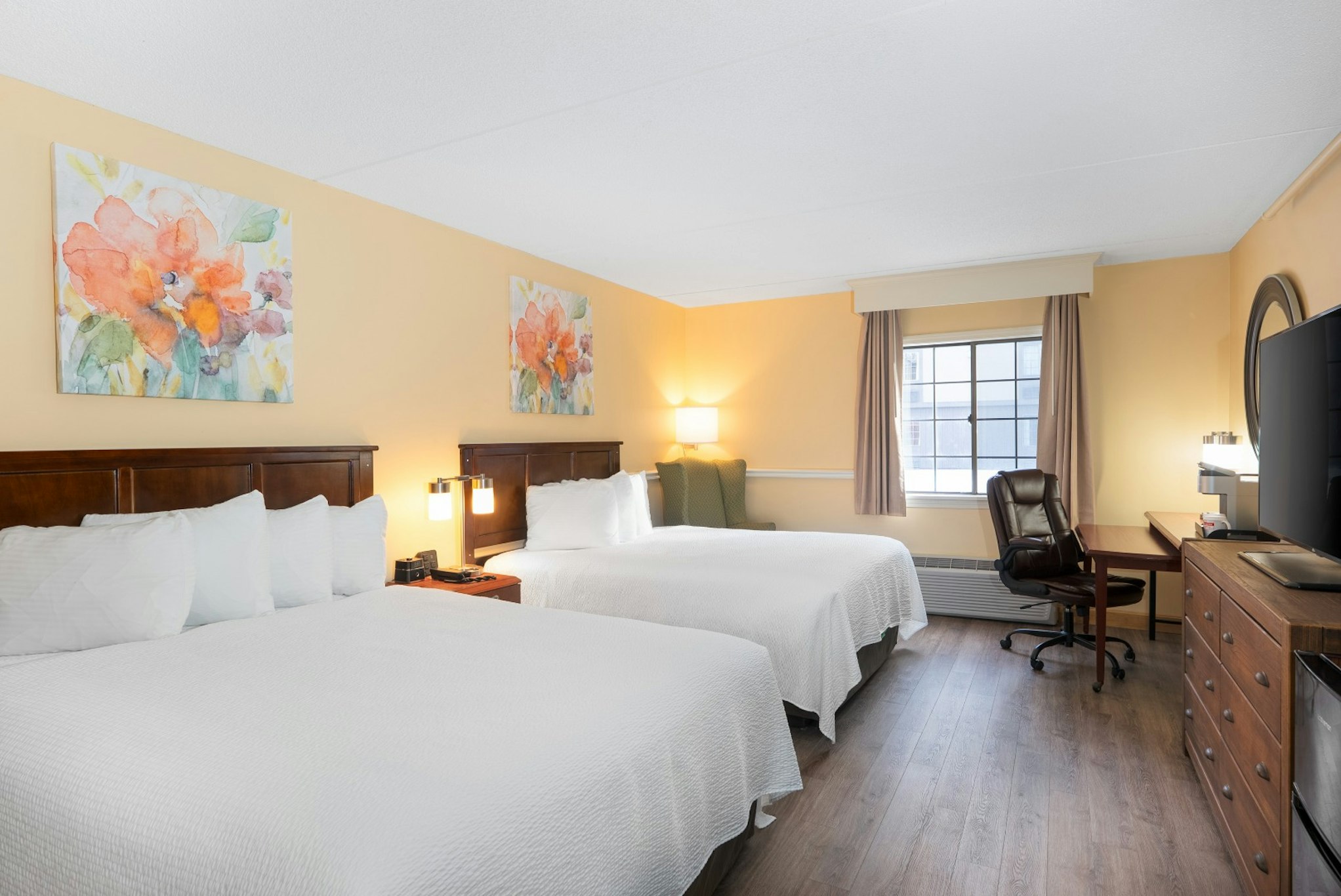Fireside Inn Suites West Lebanon 9/53