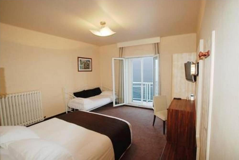 ALBA HOTEL 2/25