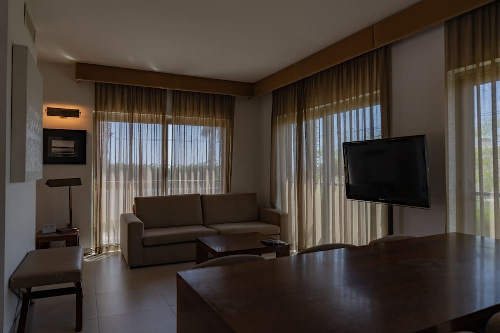 Sao Rafael Holidays 56/77