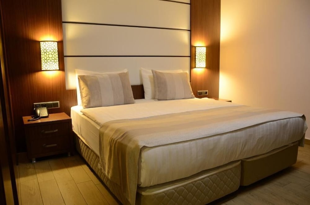 Safa Royal Museum Hotel 5/33