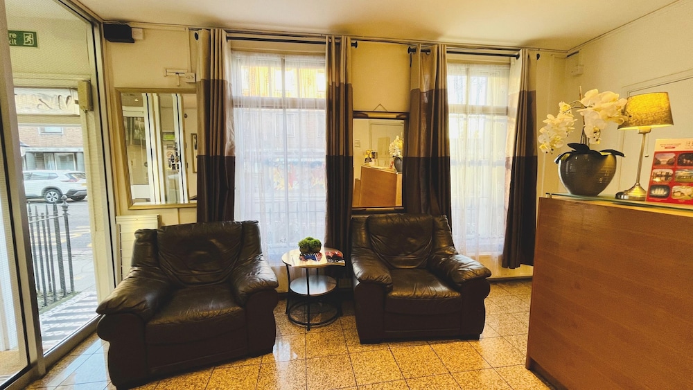 Arriva Hotel 37/50