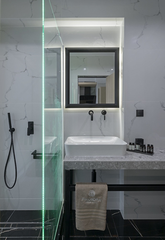 Philosofia Athens Suites 34/38
