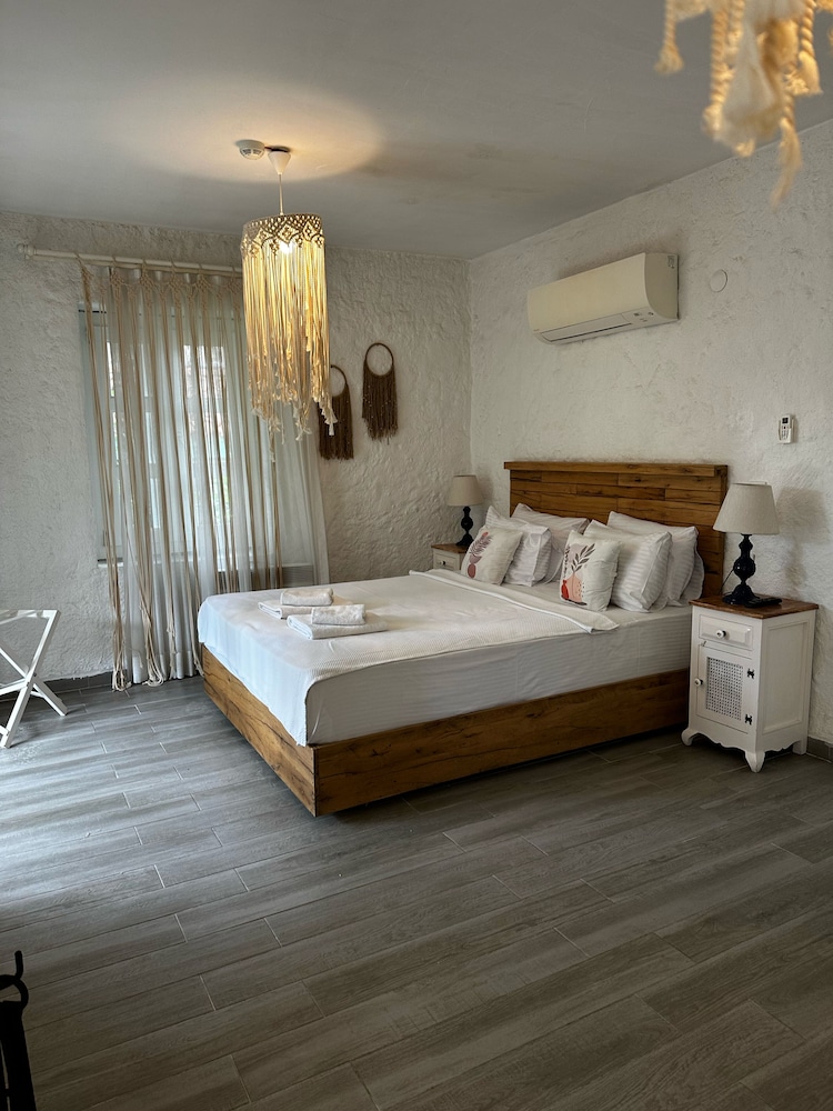 Boreas Butik Hotel - Adults Only 12/50