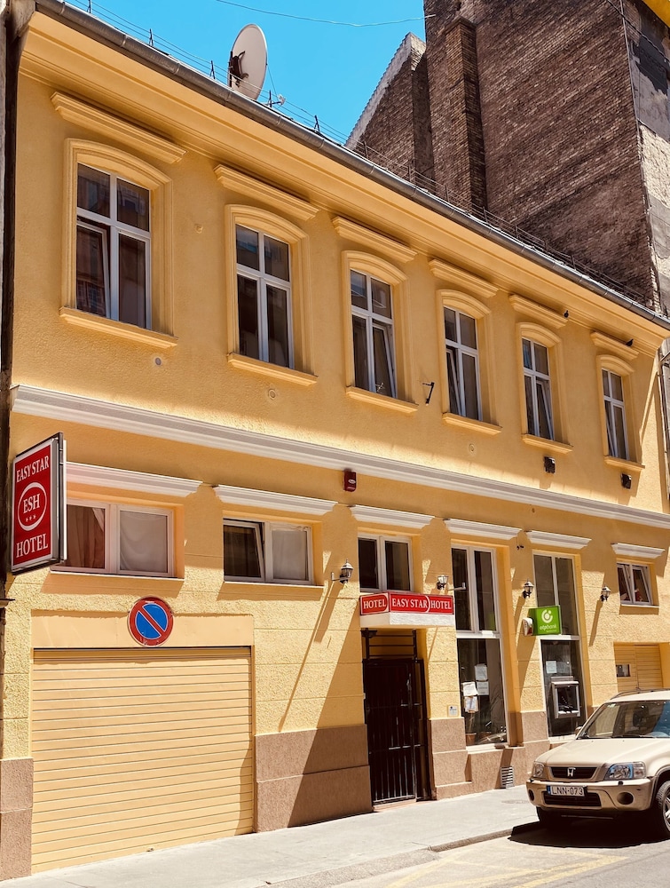 Easy Star Hotel 5/51