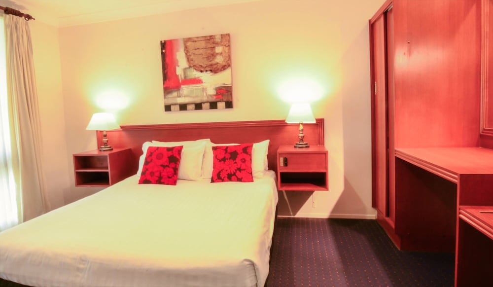 Meninya Palms Moama 9/59
