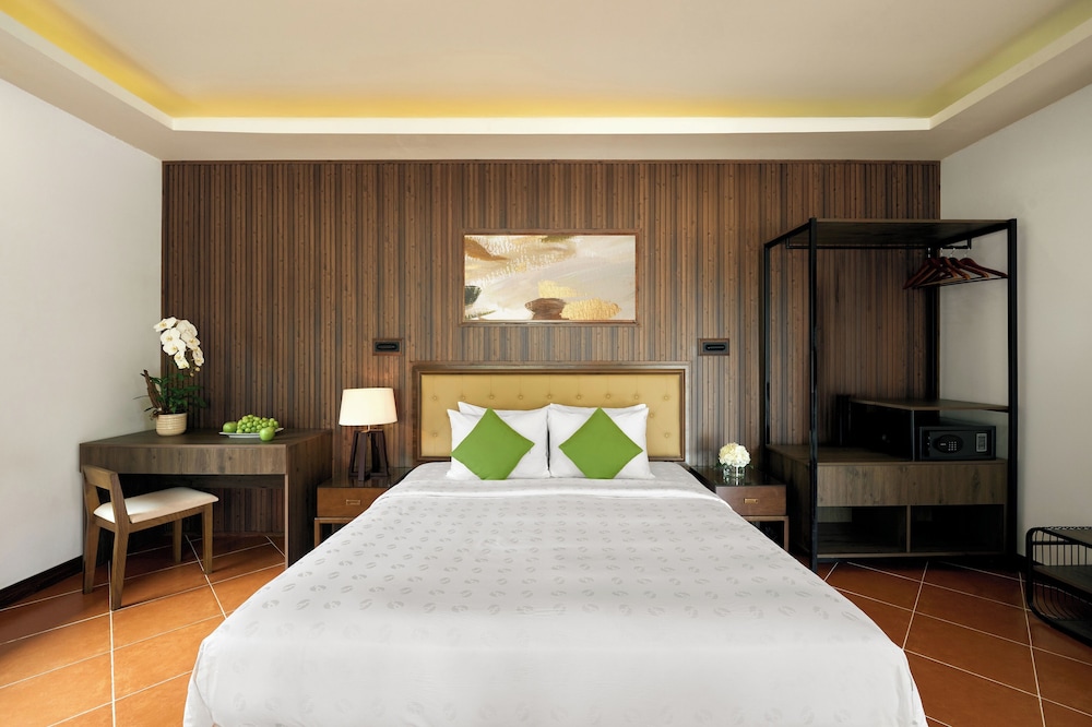 Famiana Green Villa 22/69