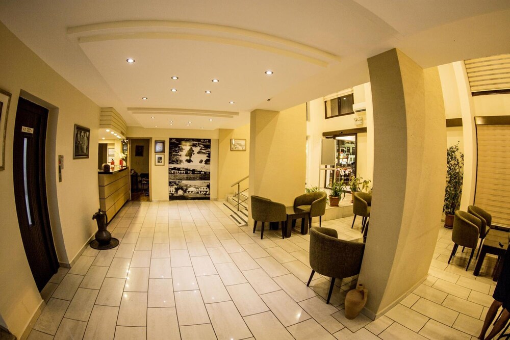 Ridvan Hotel 14/69
