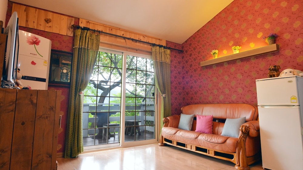 Sicily Pension 3/50