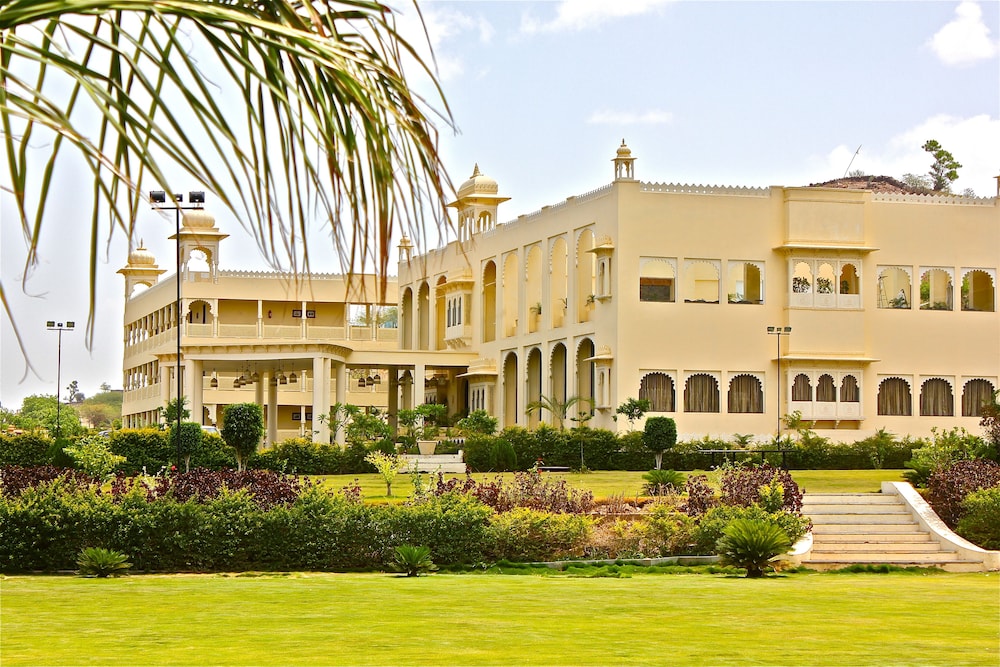 Club Mahindra Udaipur 34/38