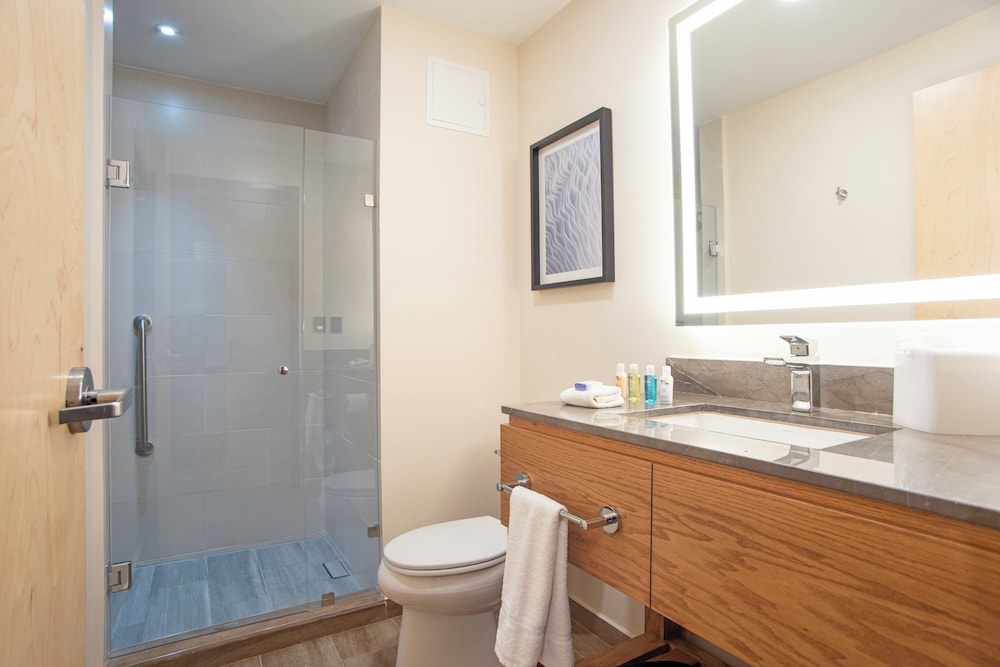 Candlewood Suites Guadalajara Galerias 47/49