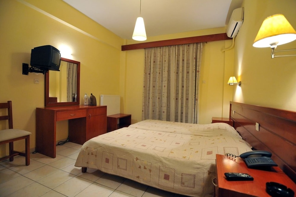 Hotel Kalloni 12/62