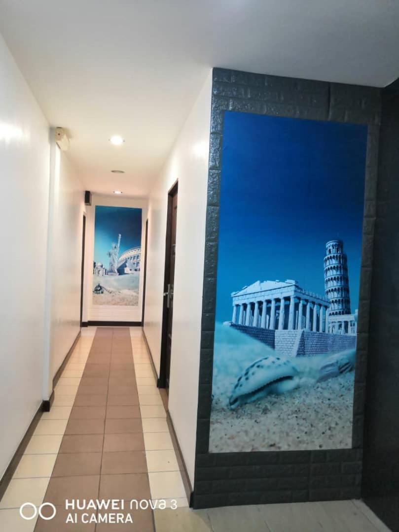 Mega Inn 32/38