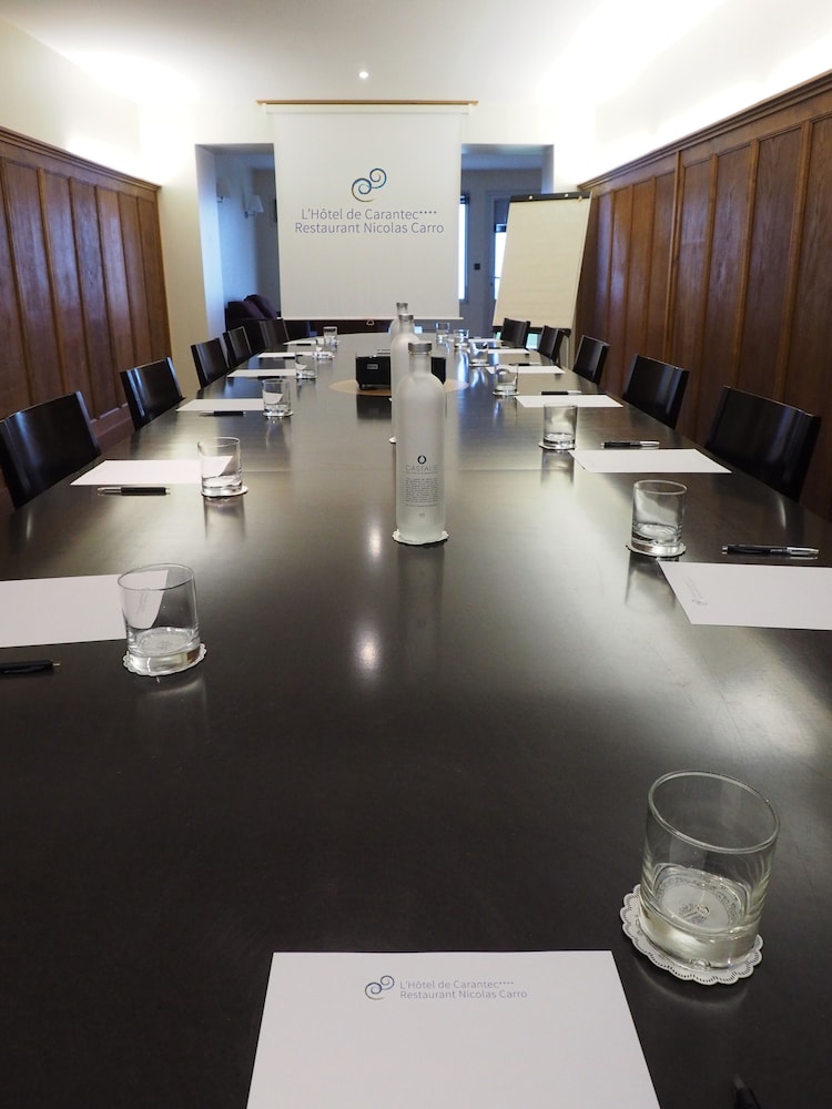 Logis Hotel De Carantec 27/33