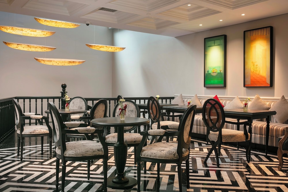 T Boutique Hotel 38/50