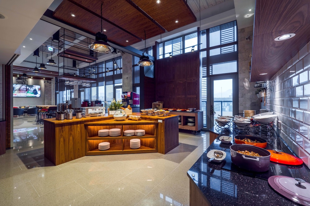 Watermark Hotel Kaohsiung Main Station 9/72