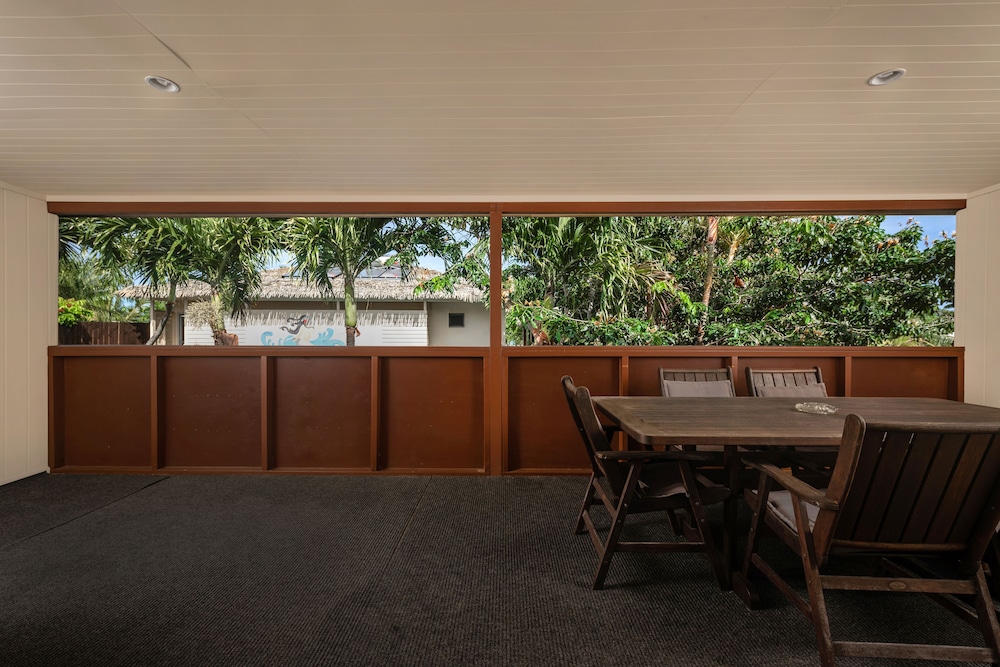 Castaway Resort 65/80