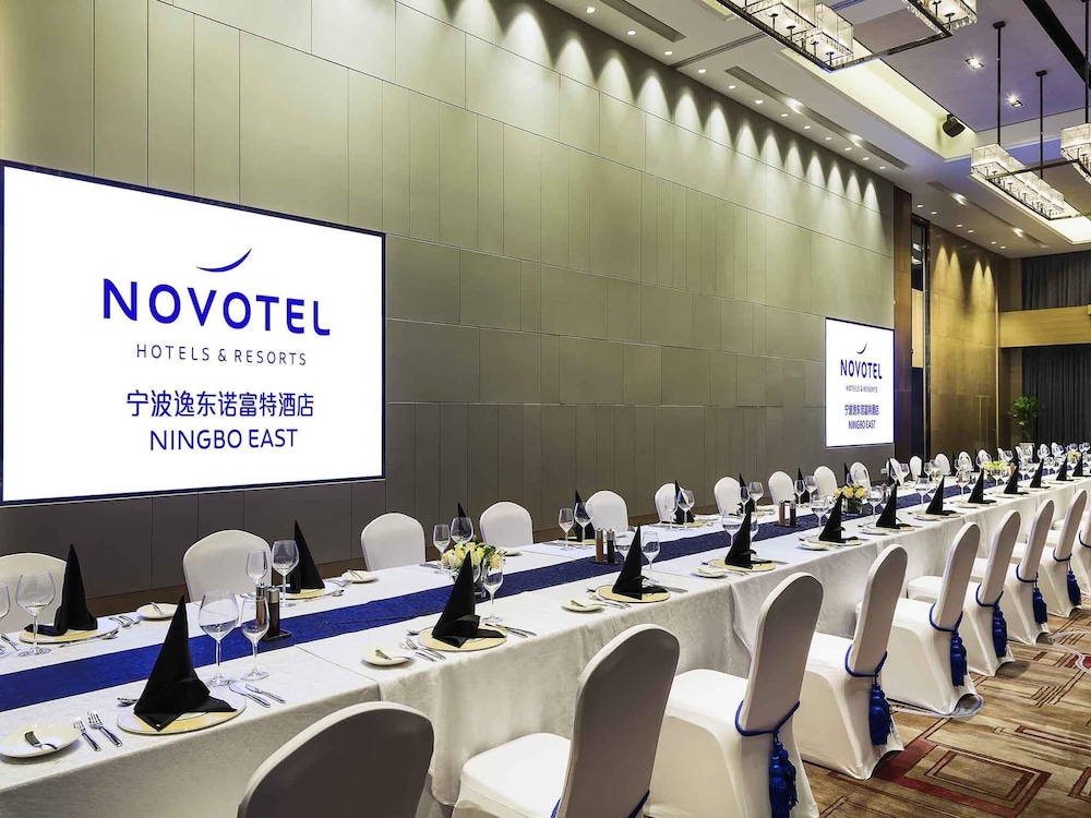 Novotel Ningbo East 65/76