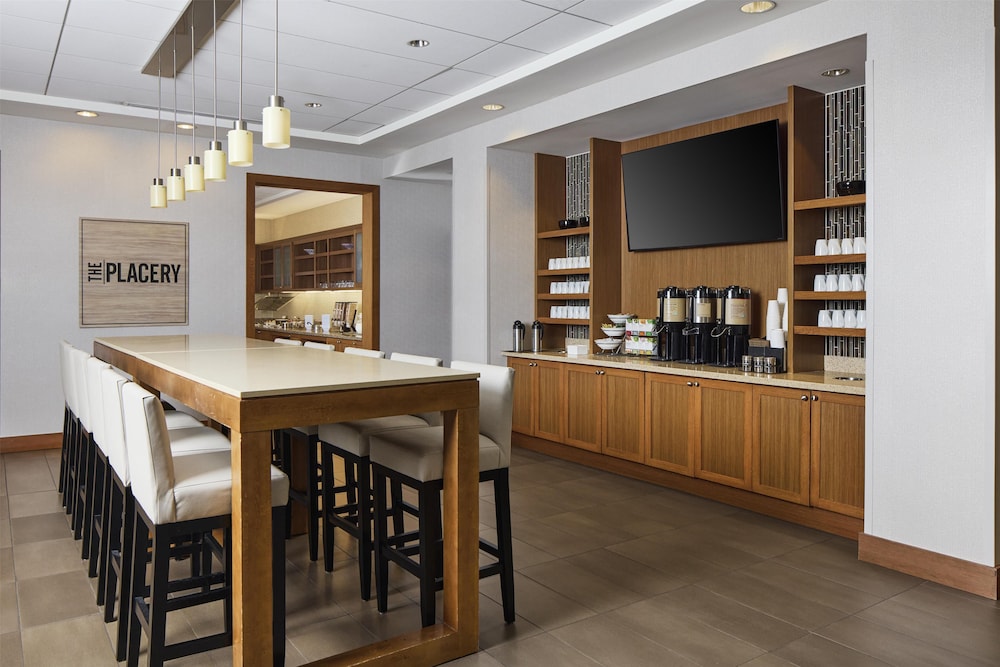 Hyatt Place New York/Yonkers 52/66
