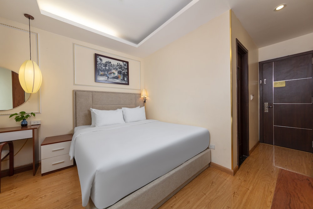 Golden Legend Hotel 17/34
