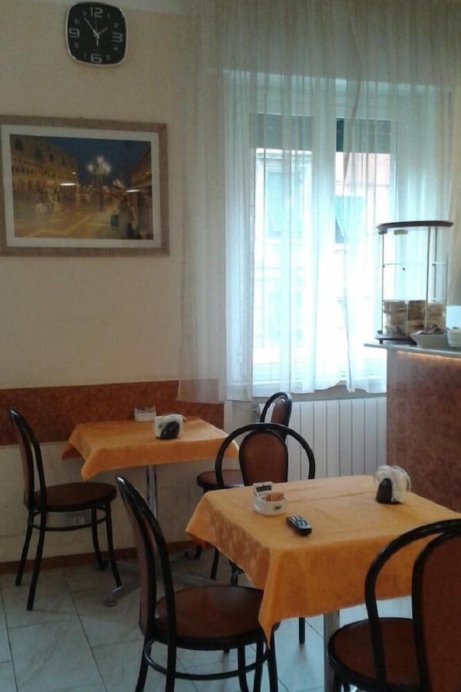 Hotel Fiumara 14/21