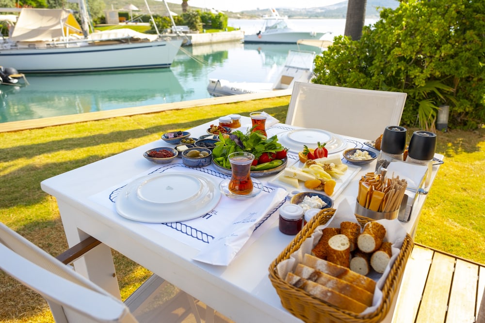 Alacati Port Hotel 26/50