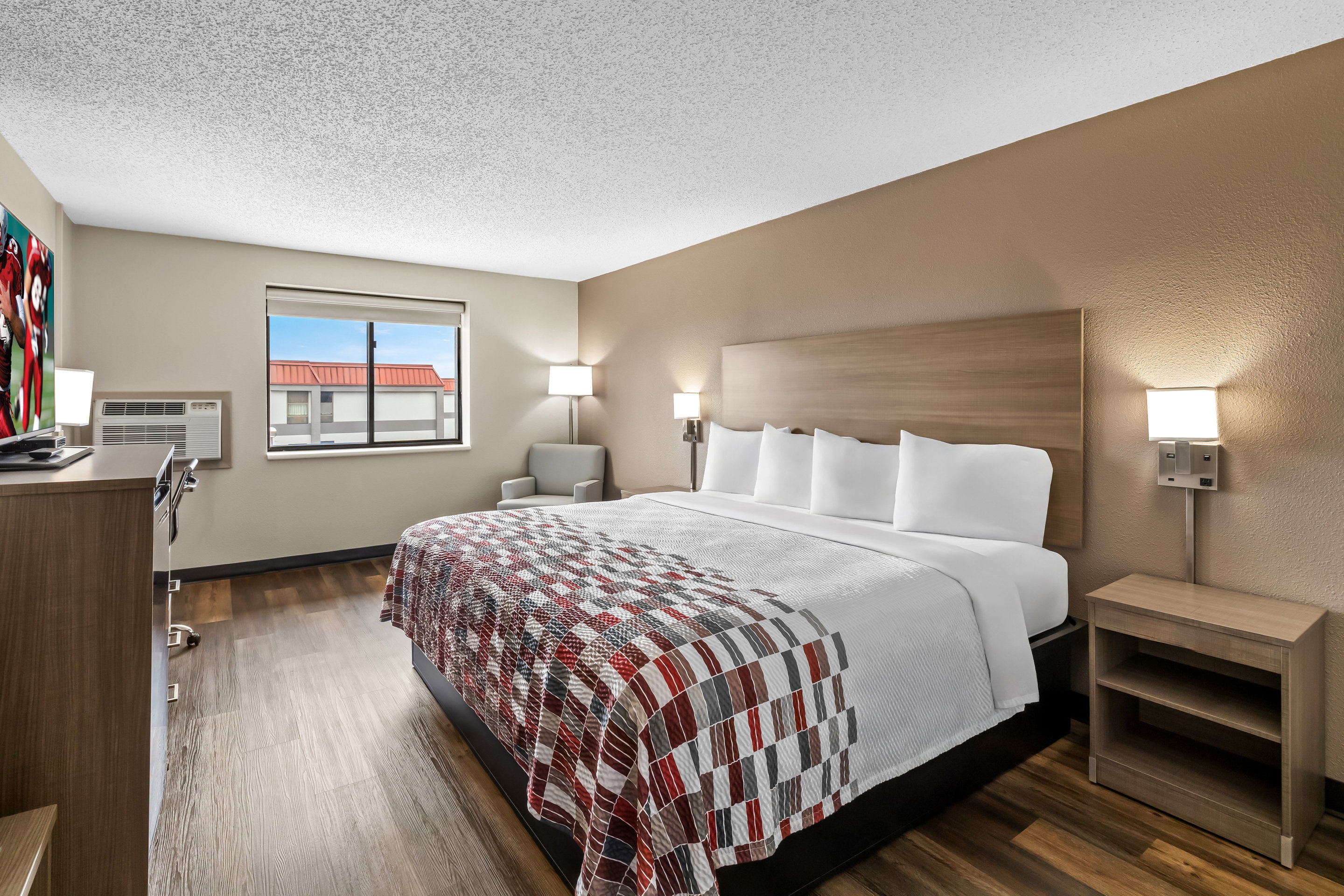 Red Roof Inn Ames 15/35