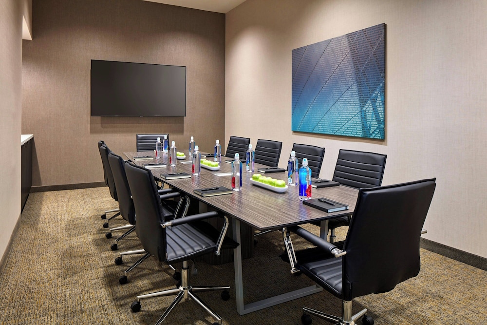 SpringHill Suites by Marriott Los Angeles Downey 28/42