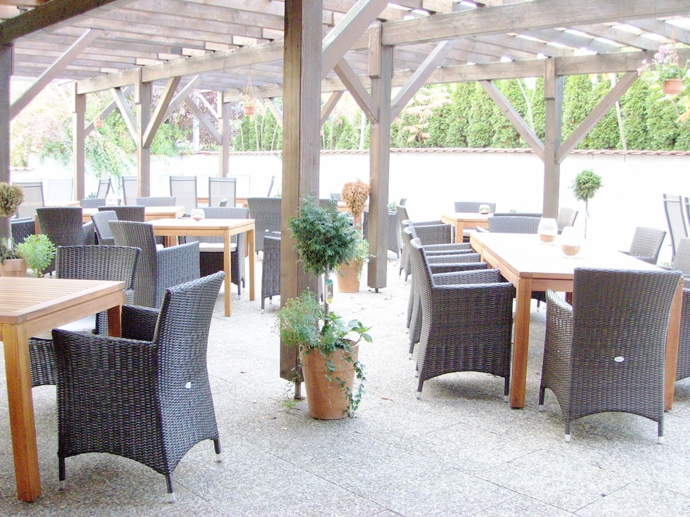 Wincent Hotel 35/50