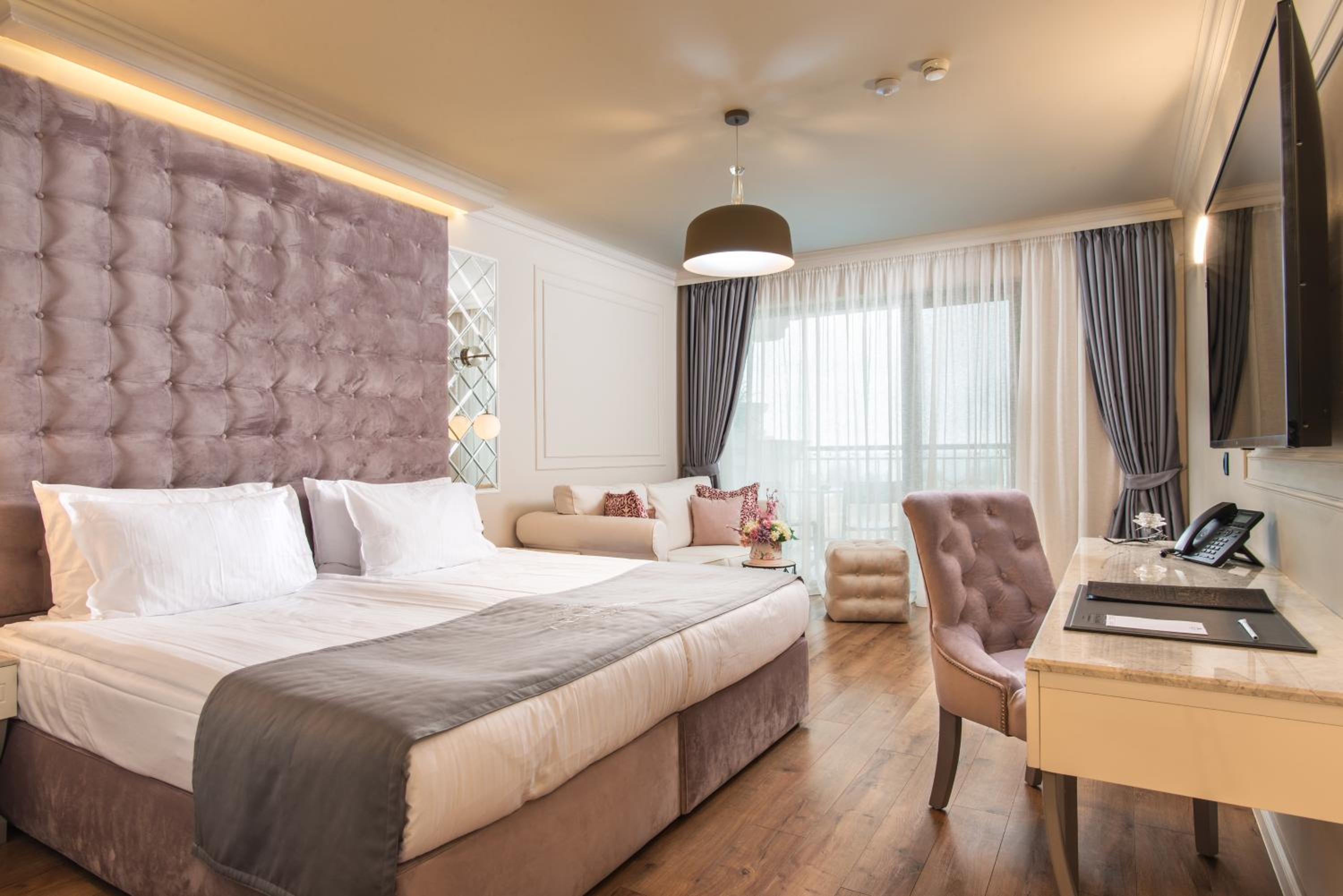 Room, Double Bed, Land View