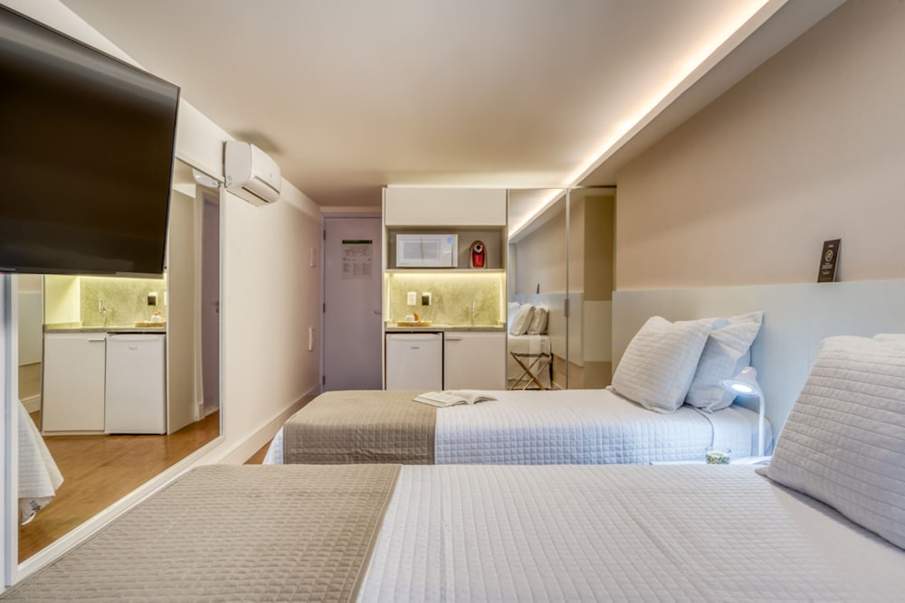 Hotel Brisa Suites 17/64