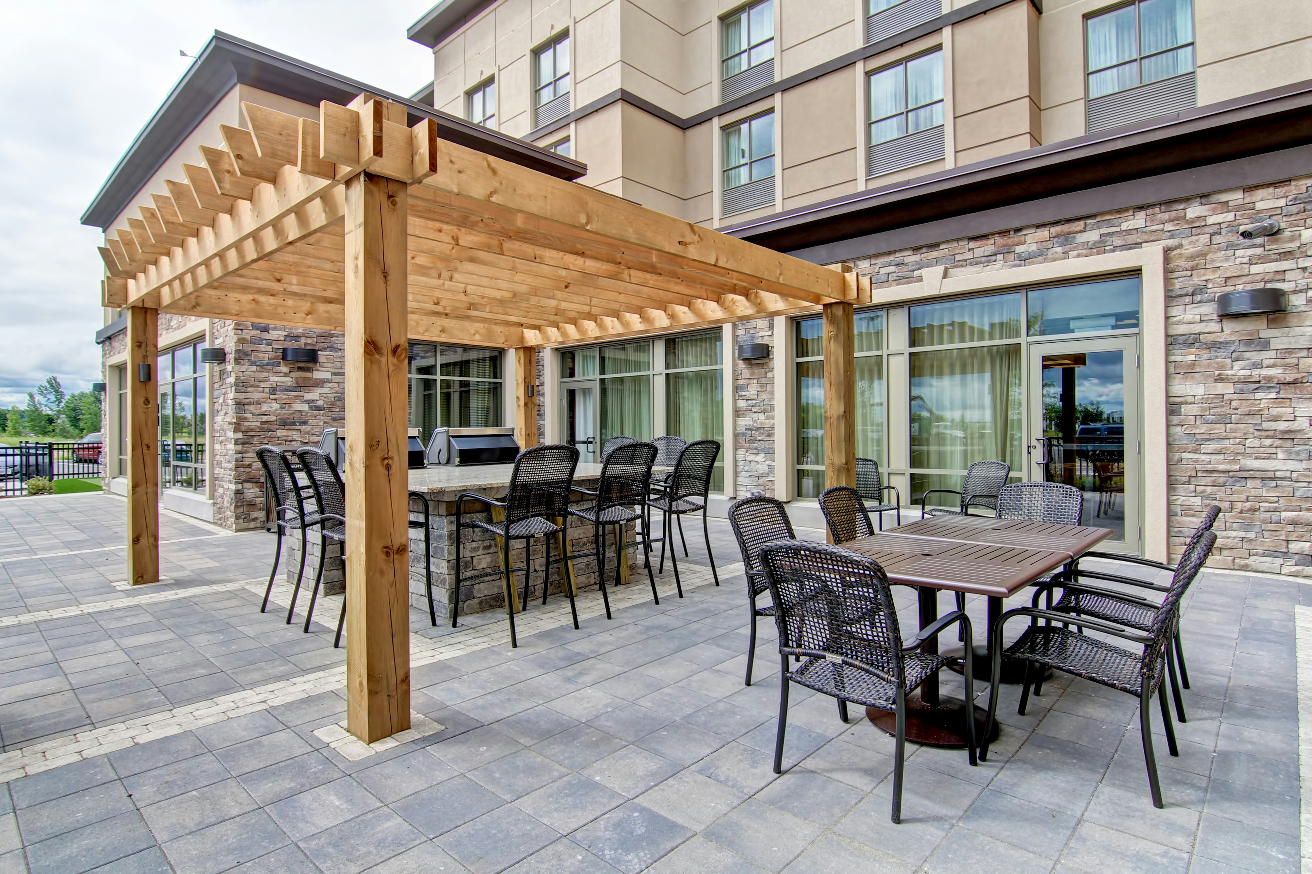 Homewood Suites by Hilton Waterloo/St. Jacobs 13/15