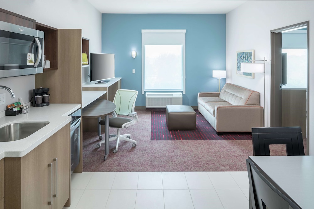 Home2 Suites By Hilton Orlando Airport Fl 30/43