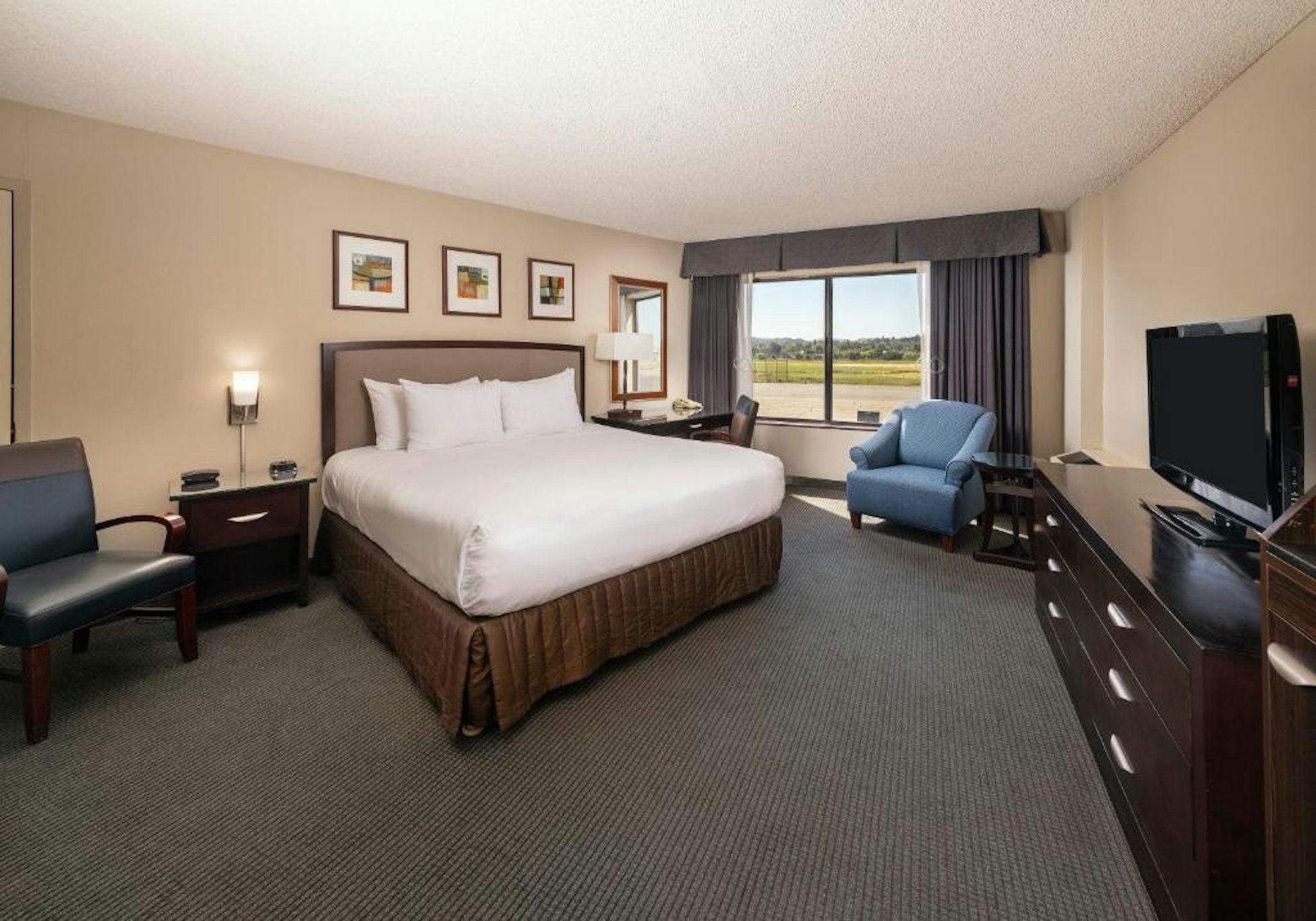 Concord Plaza Hotel 16/58