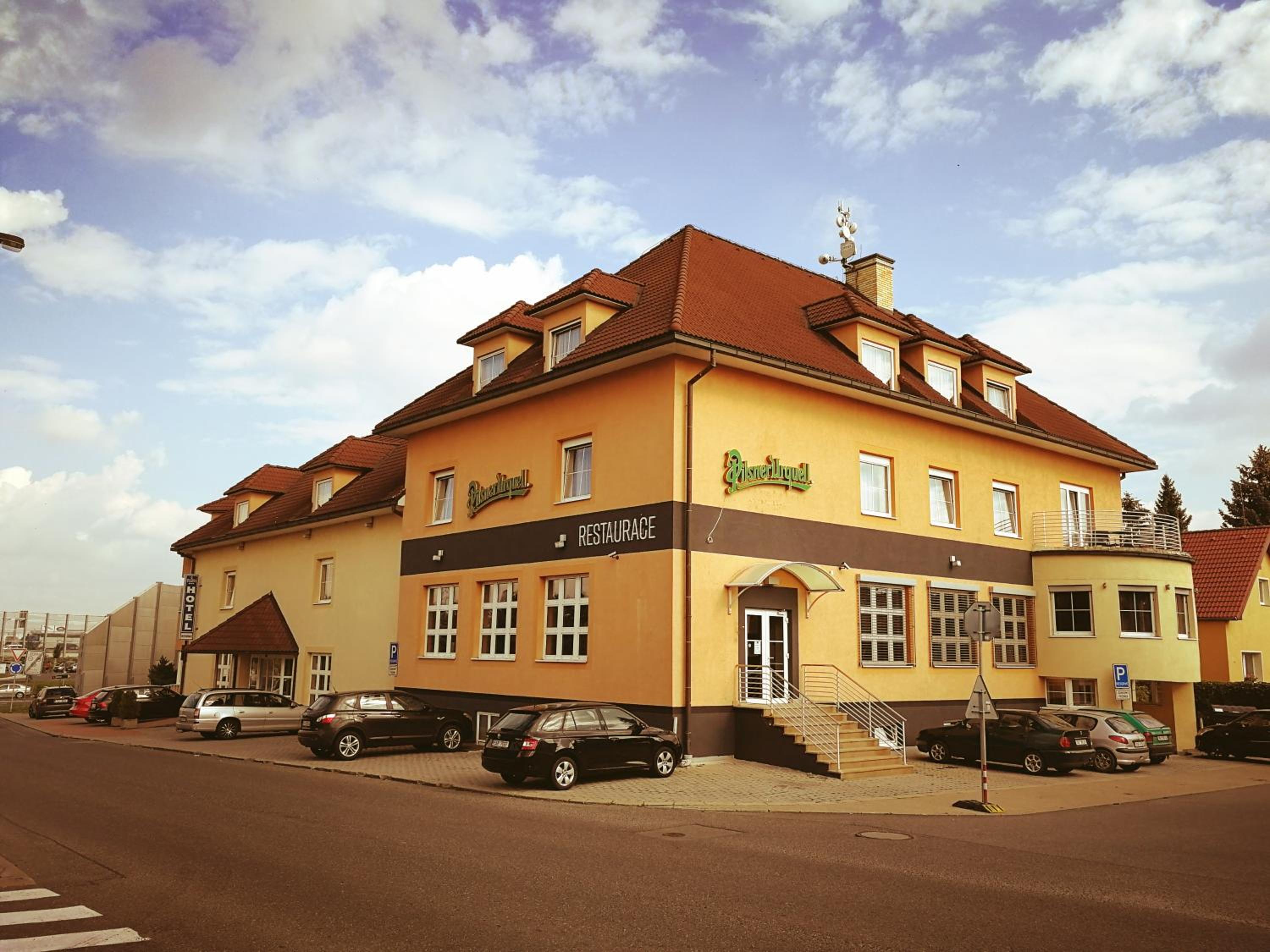 Tulipan Pruhonice Hotel 1/42