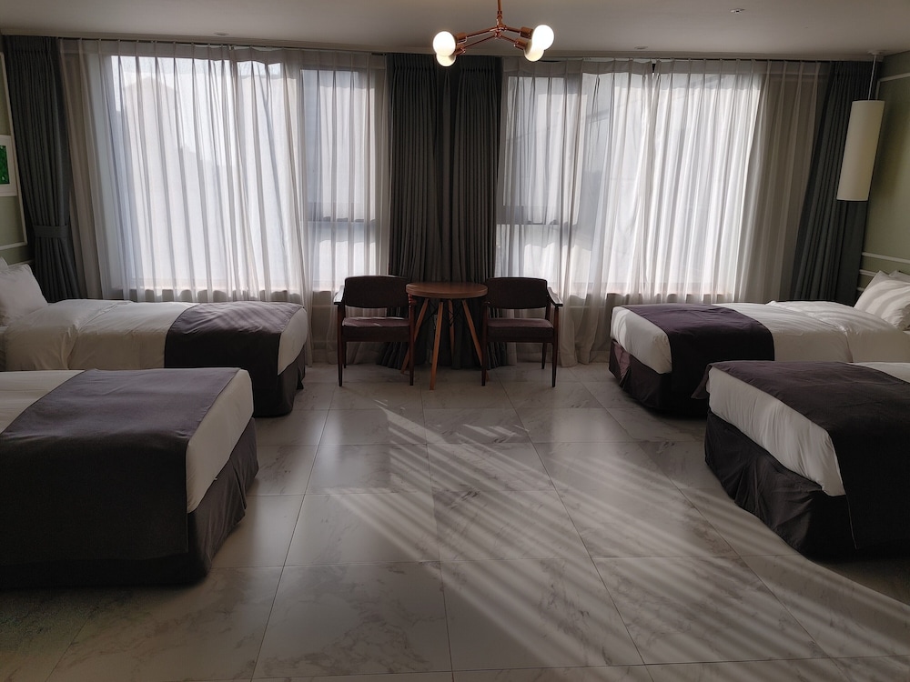 Jk Blossom Hotel 47/72