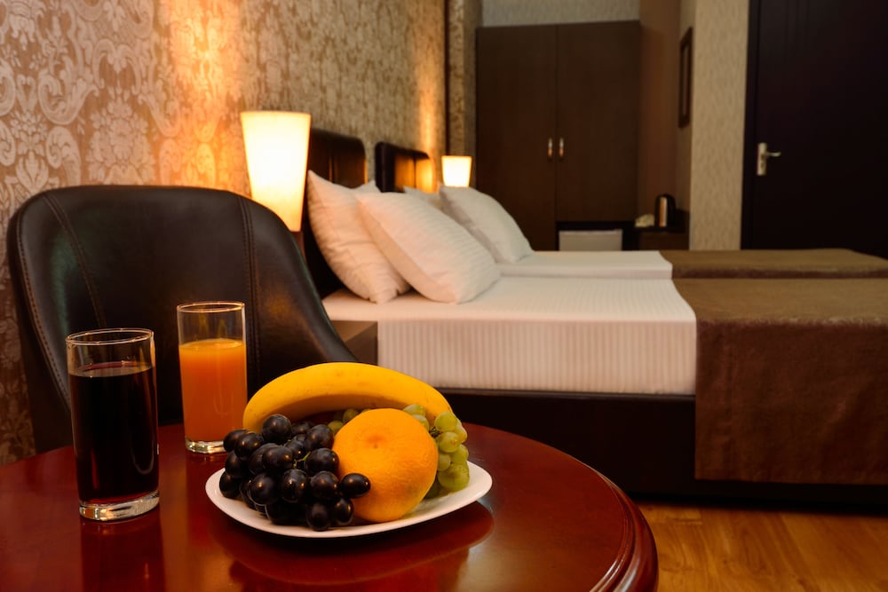Hotel Diamond Dat Exx Company 24/55