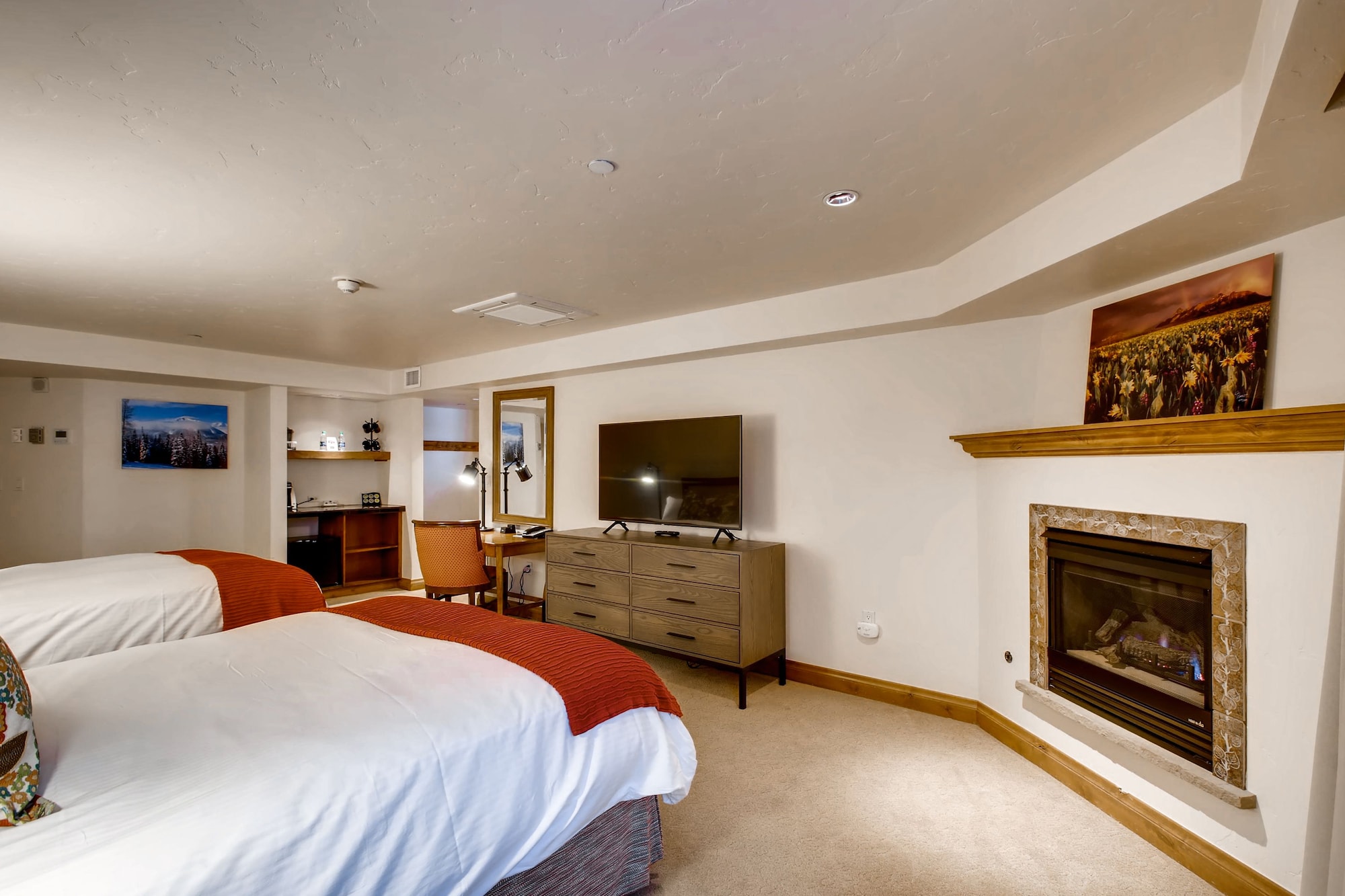 ROOM, 2 QUEEN BEDS
