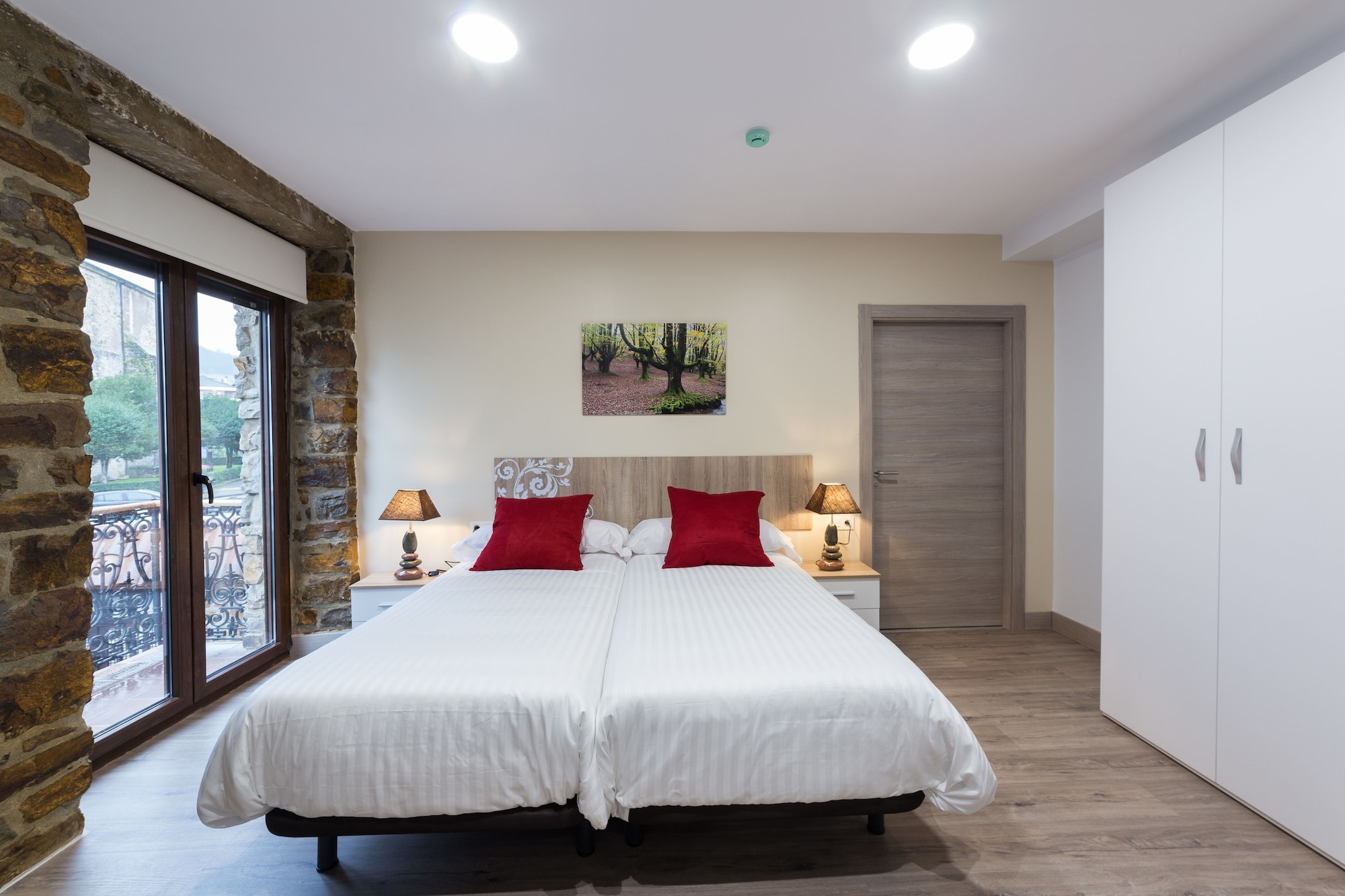 ROOM, DOUBLE BED, BALCONY