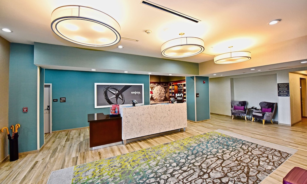 Hampton Inn Kirksville 8/62