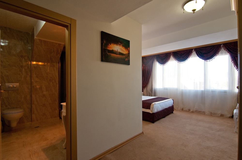 Vali Konak Hotel 4/65