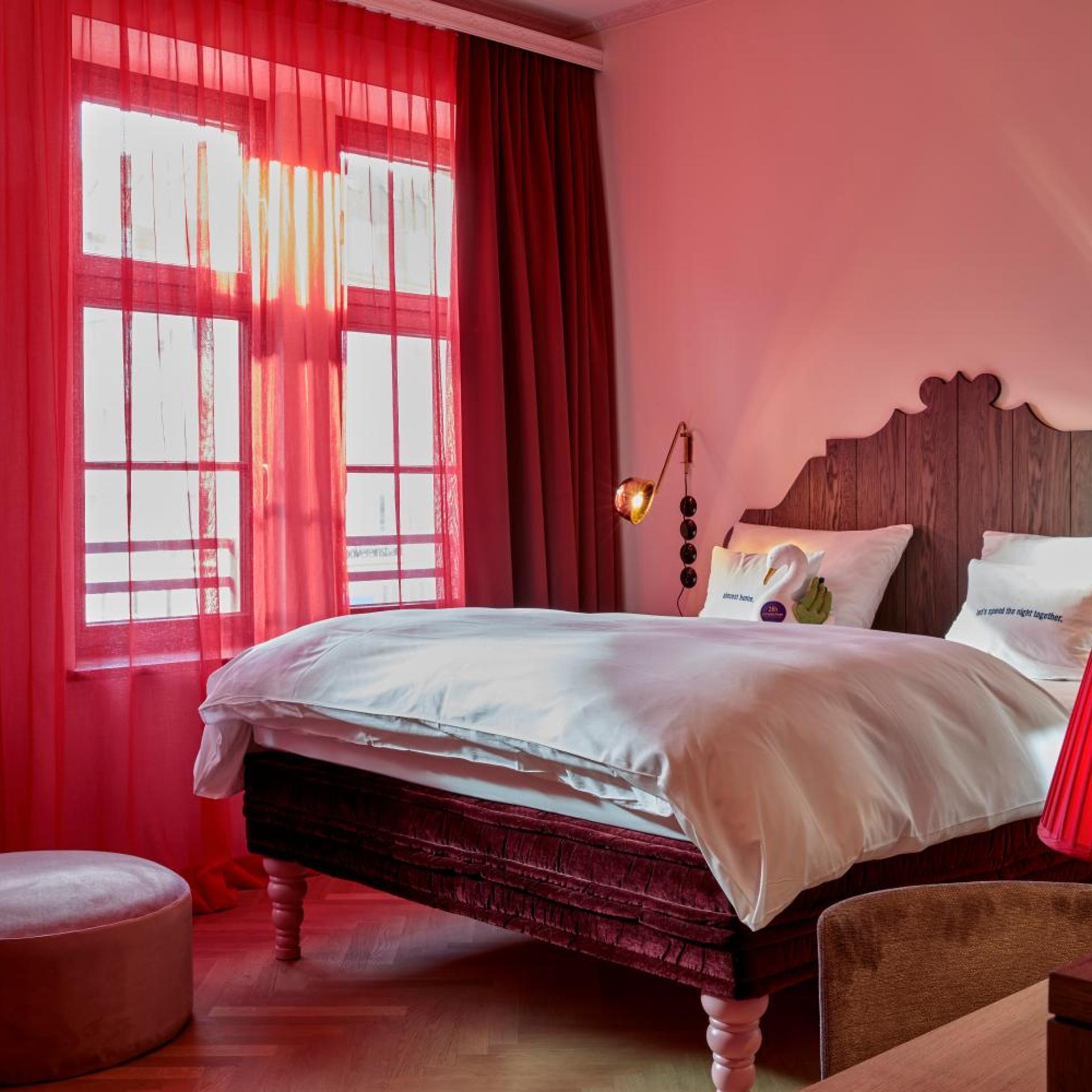 Room, King Bed, Xl