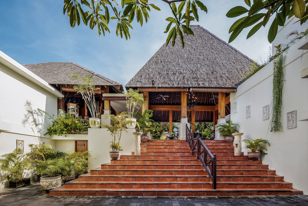 VILLA KAYU RAJA 6/69