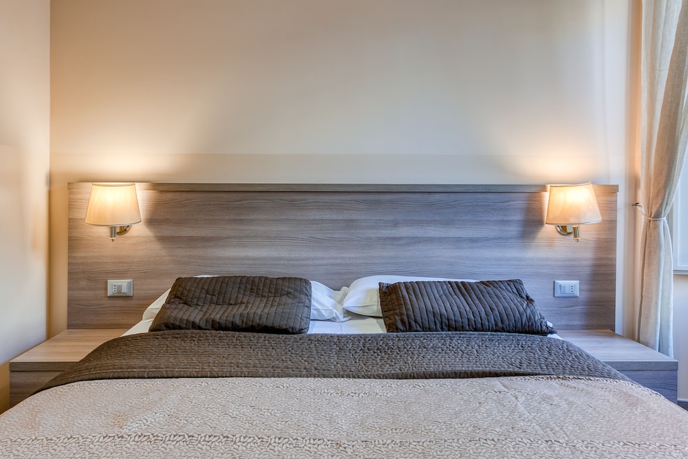 B B Le Suite Di Via Catone 48/69
