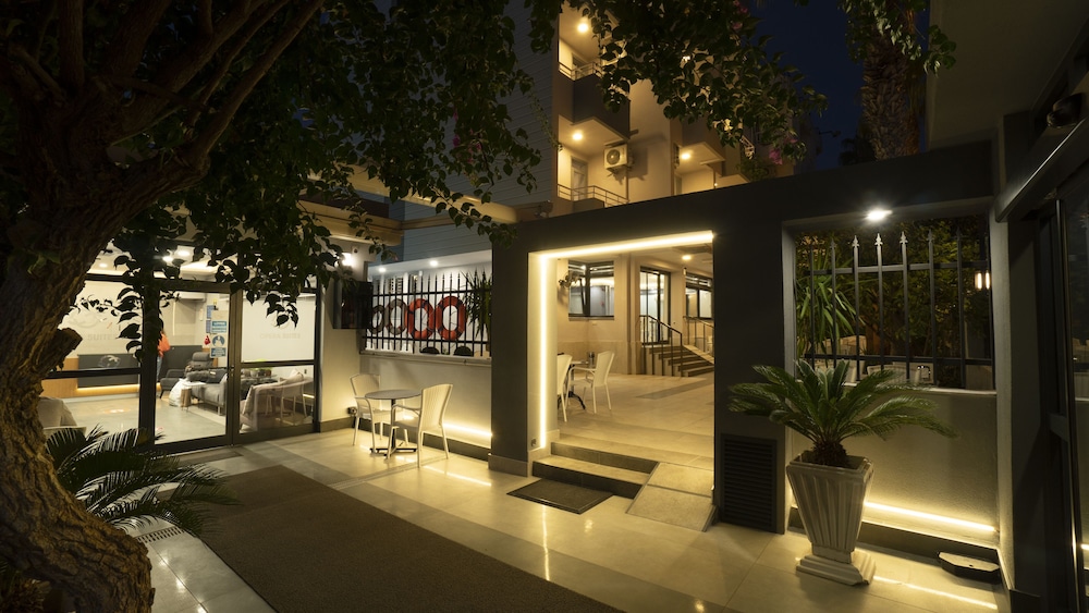 OPERA Boutique Hotel 3/24
