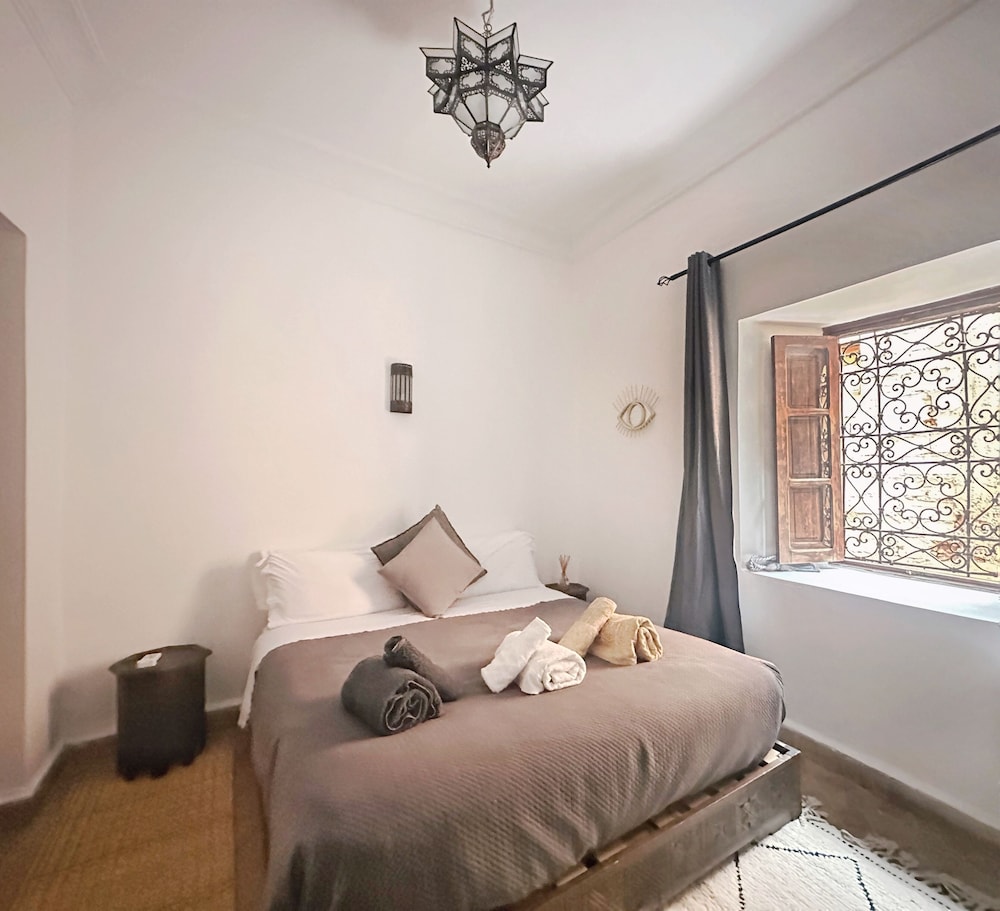 Riad 107 11/50