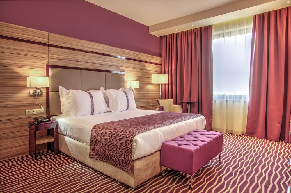 Holiday Inn Plovdiv 12/76