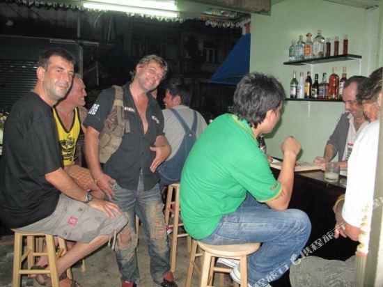 A.T Guesthouse 9/15