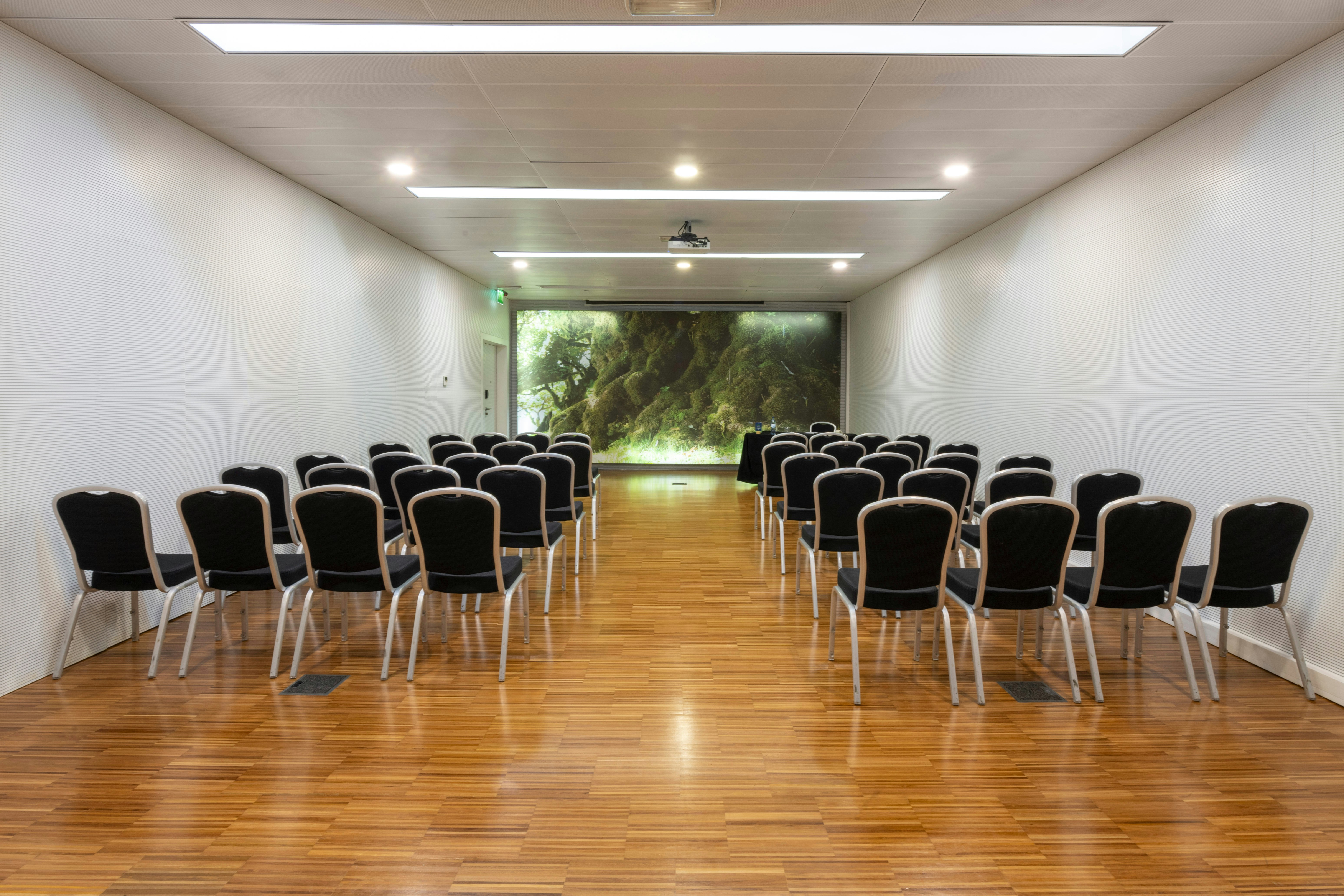 Doubletree By Hilton Lisbon Fontana Park 74/86