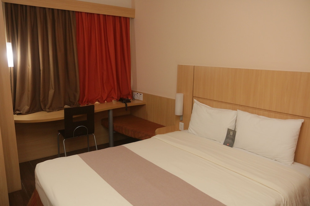 Ibis Feira De Santana 22/68