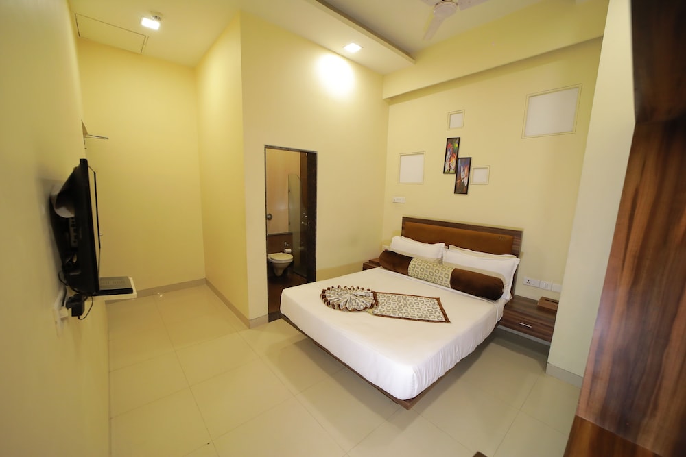 Vijaya Tej Clarks Inn 17/31